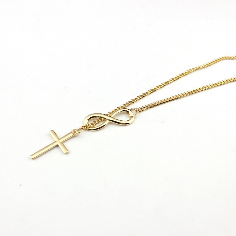 Stylish Short Cross Necklace in Sterling Silver